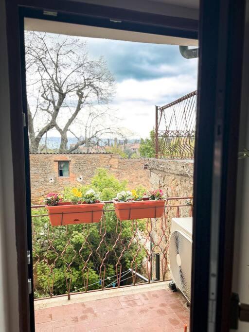 Your Etruscan Escape Apartment